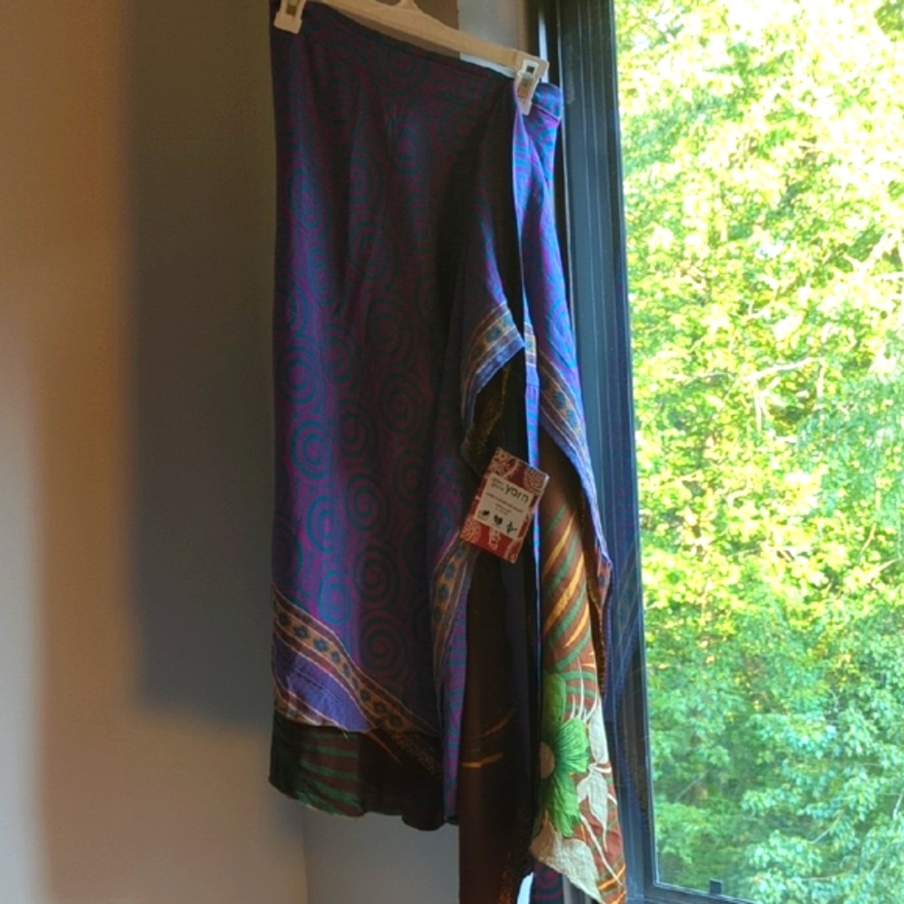 Craft Vibrant Patterned Midi Skirt